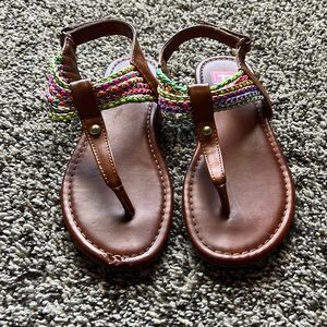 Girls sandals. Size 2
